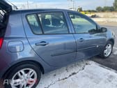 Renault Clio 1.2 16V Confort Authentique