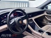Porsche Taycan 4