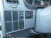 Toyota HiAce 2.5D-4D 6Lugares
