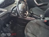 Peugeot 2008 1.2 VTi Active