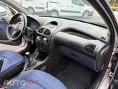 Peugeot 206 1.1 Color Line