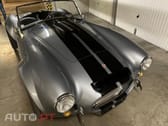 AC Cobra V8