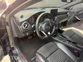 Mercedes-Benz A 180 7G-DCT AMG Line