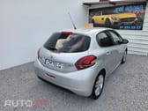 Peugeot 208 82 VTI Style