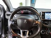 Peugeot 208 1.2 PureTech Signature