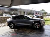 Ford Mustang Mach-E AWD PREMIUM