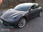 Tesla Model 3 SR+