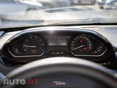 Peugeot 2008 1.2 VTi Active