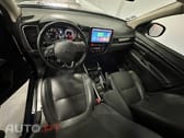 Mitsubishi Outlander 2.2 DI-D Instyle Navi