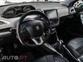 Peugeot 2008 1.2 VTi Allure