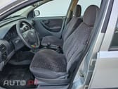 Opel Corsa 1.2 16V Confort