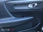 Volvo XC40 T2 Monument