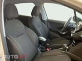 Peugeot 208 1.2 PureTech Allure EAT6