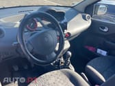 Renault Twingo rip curl