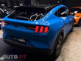 Ford Mustang Mach-E 75.7 kWh Base