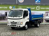 Toyota Dyna 3.0  BASCULA TRILATERAL