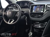 Peugeot 208 1.2 PureTech Signature