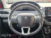 Peugeot 208 1.2 PureTech Signature
