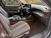 Peugeot 2008 PureTech 100 Allure