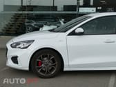 Ford Focus 1.0 EcoBoost MHEV ST-Line X