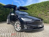 Tesla Model X 75D