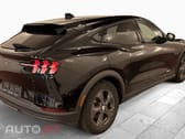 Ford Mustang Mach-E 75.7 kWh Base