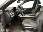 Audi Q8 55 TFSIe quattro Tiptronic S Line