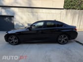 BMW 330 e Pack Desportivo M Pro Auto