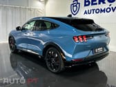 Ford Mustang Mach-E AWD PREMIUM