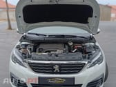 Peugeot 308 1.2 PureTech Allure EAT8