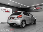 Peugeot 208 1.2 PureTech Signature