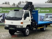 Toyota Dyna 280 GRUA + ESTRADO