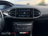 Peugeot 308 1.2 PureTech Allure EAT8