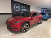 Ford Mustang Mach-E Alargada