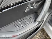 Peugeot E-2008 54 kWh GT