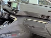 Peugeot 3008 1.6 Hybrid Allure e-EAT8