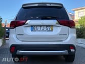 Mitsubishi Outlander 2.2 DI-D Instyle Navi