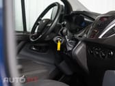 Ford Transit Custom Adaptada p/ 3 cadeiras de rodas