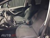 Peugeot 2008 1.2 PureTech Style
