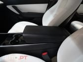 Tesla Model 3 Tração Traseira