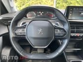 Peugeot 2008 1.2 PureTech Active Pack EAT8