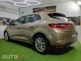 Renault Clio Outro