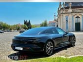 Porsche Taycan Outros