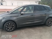 Citroen C4 Picasso Attraction