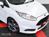 Ford Fiesta 1.6 EcoBoost c/ Pack Pele Desportiva ST