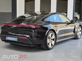 Porsche Taycan 4