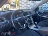 Volvo V60 2.0 D2 R-Design