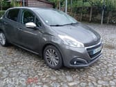 Peugeot 208 CCBHW6