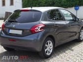 Peugeot 208 Allure 1.6 HDI 70CV