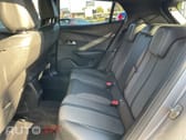 Peugeot E-2008 50 kWh Allure Pack